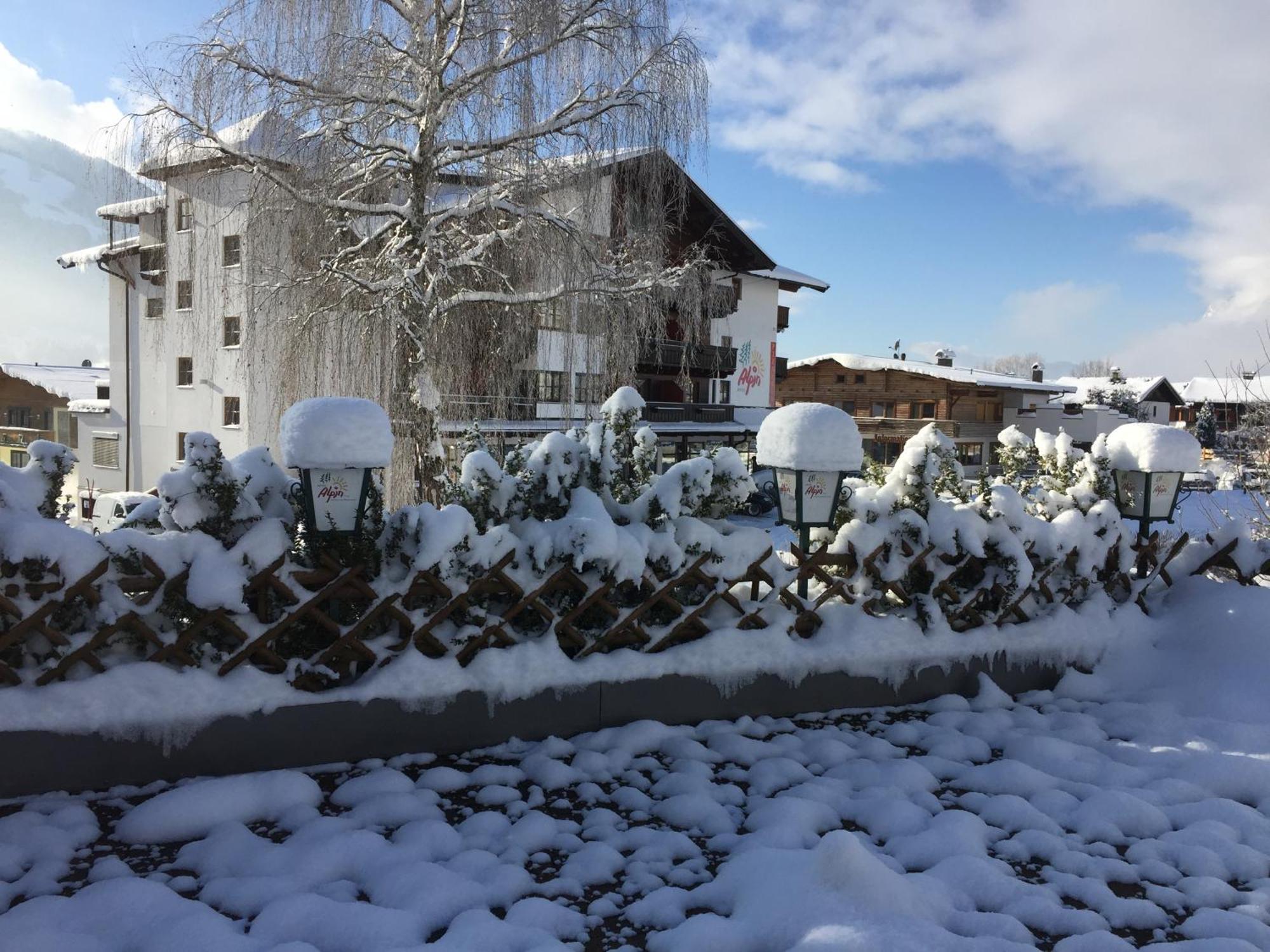 Alpin - Garni Hotel 3*